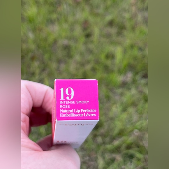 NWT Makeup Bundle.2 Lip Glosses in Clear and Plum, Rose Lip Perfector Dior Serum - Picture 3 of 12